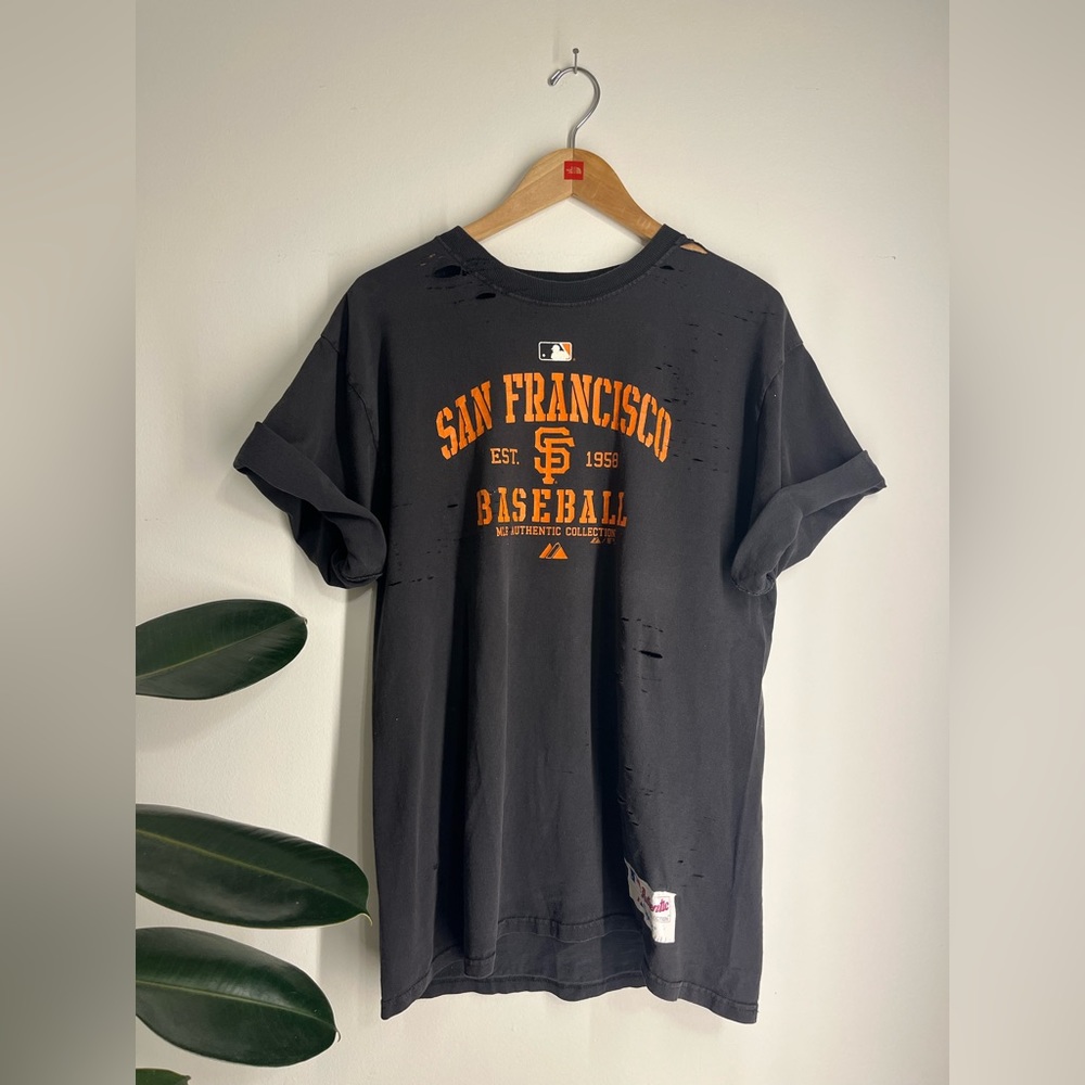 HAND DISS. SF TEE